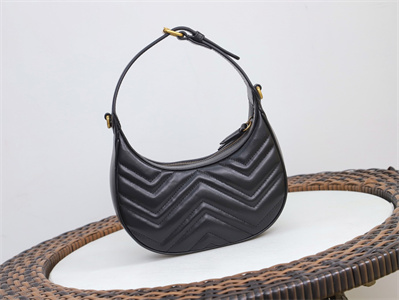 Gu.cci GG Marmont Half Moon Shaped Mini Bag Black 699514