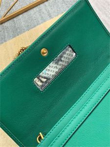 Gu.cci Diana Chain Wallet Green Leather 658243