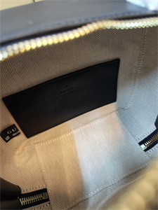 Gu.cci Blondie Top Handle Bag Black Leather 744434