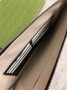 Gu.cci GG Clutch Bag Embossed Black Leather 625569