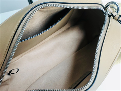 Gu.cci GG Marmont Small Shoulder Bag 447632