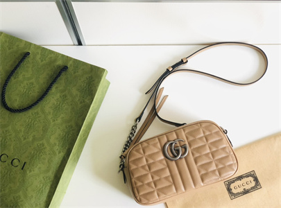 Gu.cci GG Marmont Small Shoulder Bag 447632