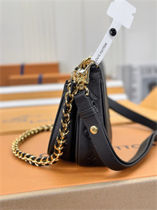 L.V Multi Pochette Accessories Monogram Empreinte Grained Cowhide Black M80399