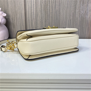 L.V Pochette Métis East West Monogram Empreinte Cream M22942