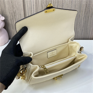 L.V Pochette Métis East West Monogram Empreinte Cream M22942