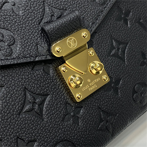 L.V Pochette Métis Monogram Empreinte Black M41487