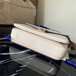 L.V Pochette Métis Monogram Empreinte Cream M41487