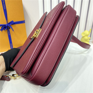 L.V Pochette Métis Monogram Empreinte Purple Red M41487