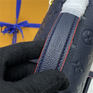 L.V Pochette Métis Monogram Empreinte Navy M44071