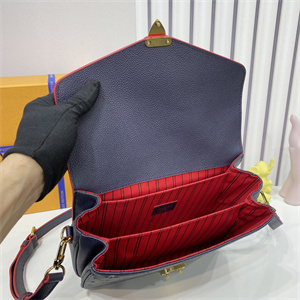 L.V Pochette Métis Monogram Empreinte Navy M44071