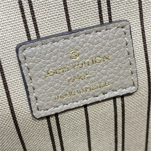 L.V Pochette Métis Monogram Empreinte Turtledove M44881