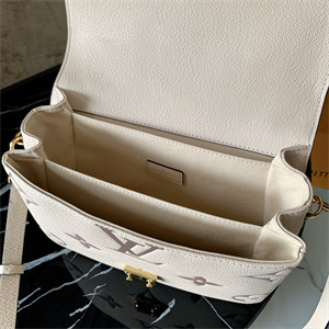 L.V Pochette Métis Monogram Empreinte Cream M45596