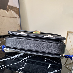 L.V Pochette Métis Monogram Empreinte Black/Beige M45773