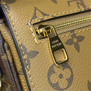 L.V Pochette Métis East West Monogram and Reverse Mongoram Canvas M46279