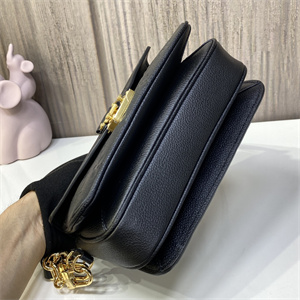 L.V Pochette Métis East West Monogram Empreinte Black M46595