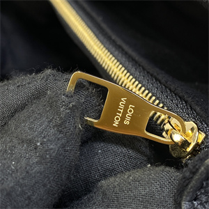 L.V Pochette Métis East West Monogram Empreinte Black M46595