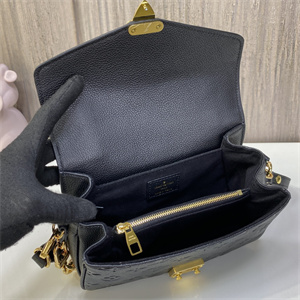 L.V Pochette Métis East West Monogram Empreinte Black M46595