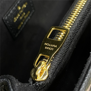 L.V Pochette Métis East West Monogram Empreinte Black M46596