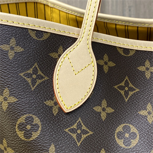 L.V Neverful GM Monogram Canvas Inside Yellow M40992