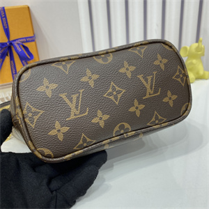 L.V Neverful BB Monogram Canvas Beige M46705