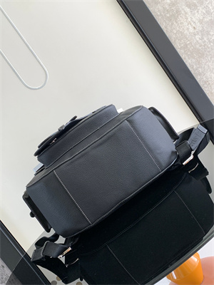 Di.or Maxi Gallop Backpack Grained Calfskin Black