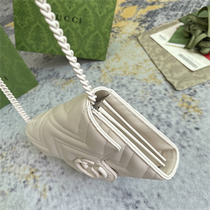 Gu.cci GG Marmont Mini Bag White 474575
