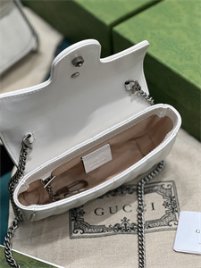 Gu.cci GG Marmont Mini Bag White 476433