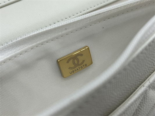 Cha.nel Wallet On Chain With Bowknot Grained Calfskin Gold Tone Metal White AP3304