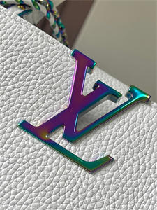 L.V Capucines MM Bag Taurillon Leather White M22055