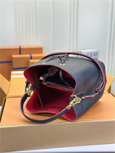 L.V Néonoé MM Bag Monogram Empreinte Navy M45306