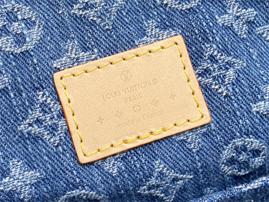 L.V Venice Backpack Monogram Denim Canvas M46836