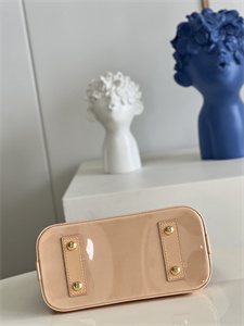 L.V Alma BB Bag Monogram Canvas M53152