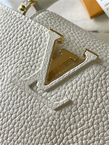 L.V Capucines Mini Bag Taurillon Leather White M59433
