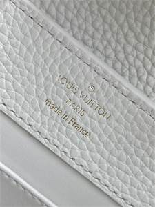 L.V Capucines Mini Bag Taurillon Leather White M59433