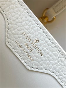 L.V Capucines BB Bag Taurillon Leather White M59434