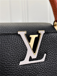 L.V Capucines MM Bag Taurillon Leather Black M20581