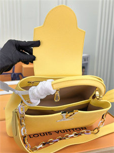 L.V Capucines MM Bag Taurillon Leather Yellow M21798