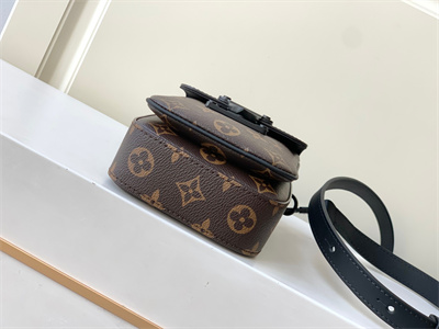 L.V S-Lock Vertical Wearable Wallet Monogram Canvas M81522