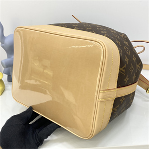 L.V Noé Bag Monogram Canvas M42224