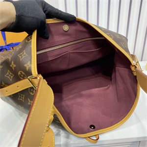 L.V Carryall MM Bag Monogram Canvas M46197