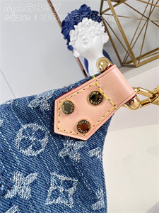 L.V High Rise Bumbag Monogram Denim M46837