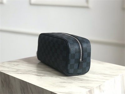 L.V Toilet Bag Damier Cobalt Canvas Navy/Black N50000