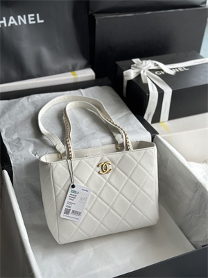 Cha.nel Shopping Bag Smooth Calfskin Gold Tone Metal White AS3508