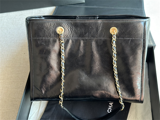 Cha.nel Deauville MM Shopping Bag Shiny Calfskin Gold Tone Metal Black A67001