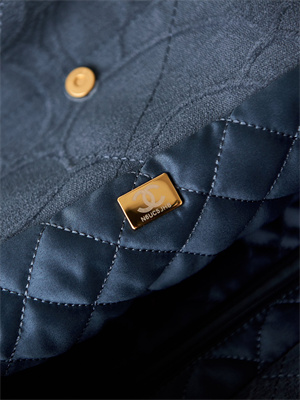 Cha.nel 22 Medium Handbag Velvet Gold Tone Metal Blue AS3261