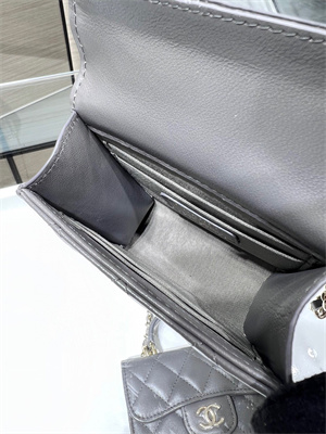 Cha.nel Vanity Case With Top Handle Lambskin Gold Tone Metal Grey AP2682