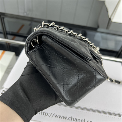 cha.nel S*per mini classic flap bag lambskin silver tone metal black 01115