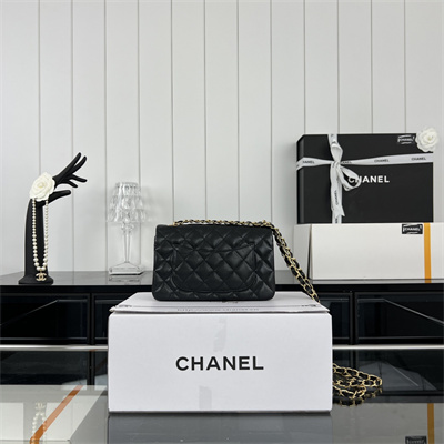 Cha.nel Mini Classic Flap Bag Grained Calfskin Gold Tone Metal Black 01116