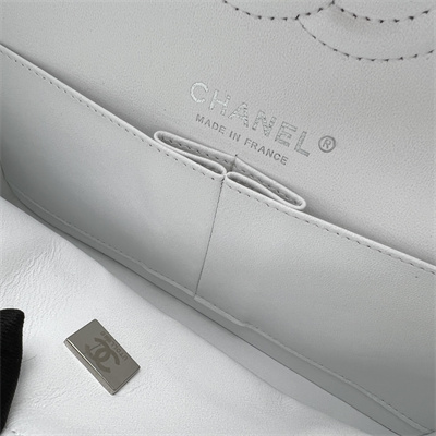 Cha.nel Small Classic Flap Bag Grained Calfskin Silver Tone Metal White 01117