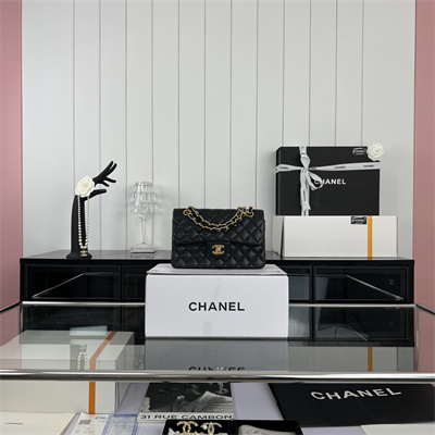 Cha.nel Small Classic Flap Bag Grained Calfskin Gold Tone Metal Black 01117